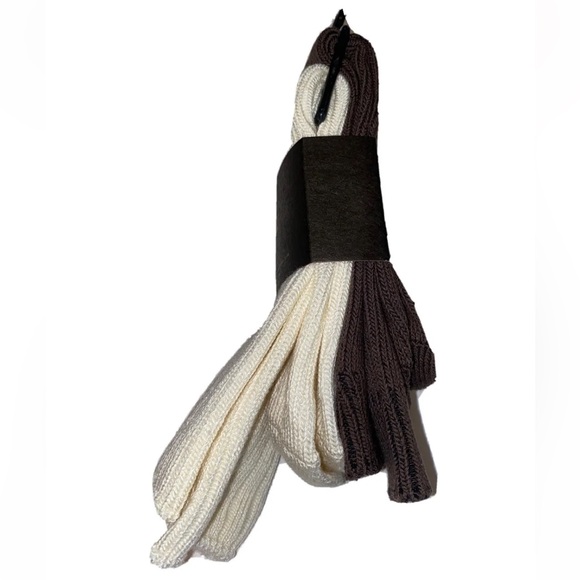 Frye Boot Socks 2 Pair Women 5-10 Cream & Brown w Logo Blend Ribbed Crew NEW!$28 - Picture 9 of 10